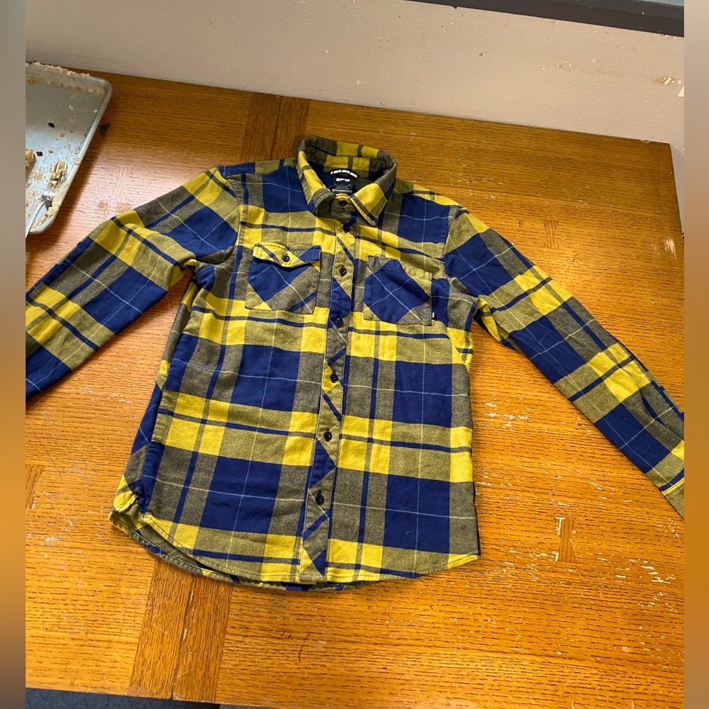 Blue and yellow Nike sb flannel. Men’s small